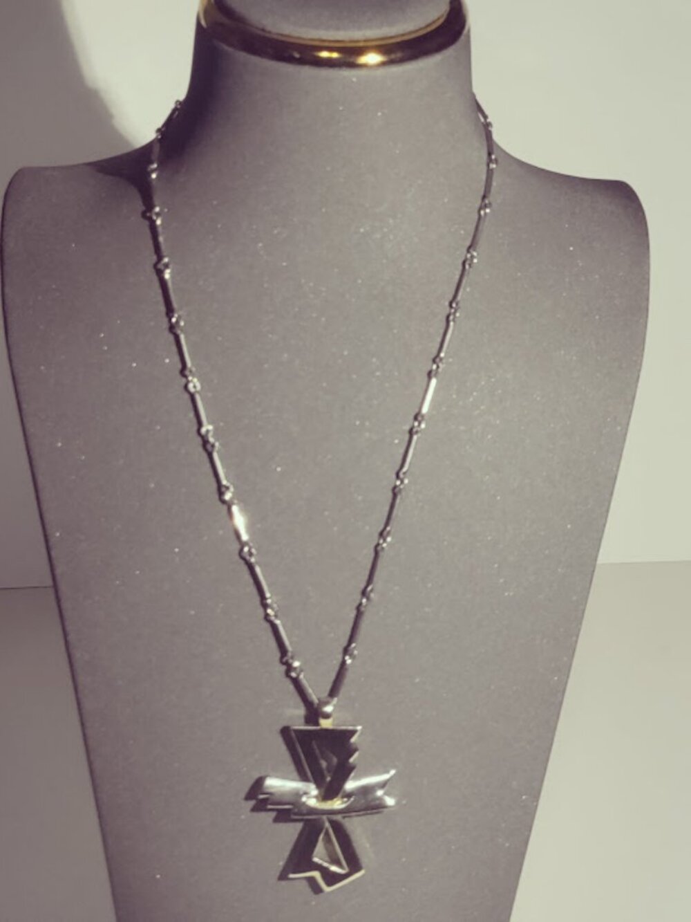 Silver Tone Abstract Geometric Pendant Necklace